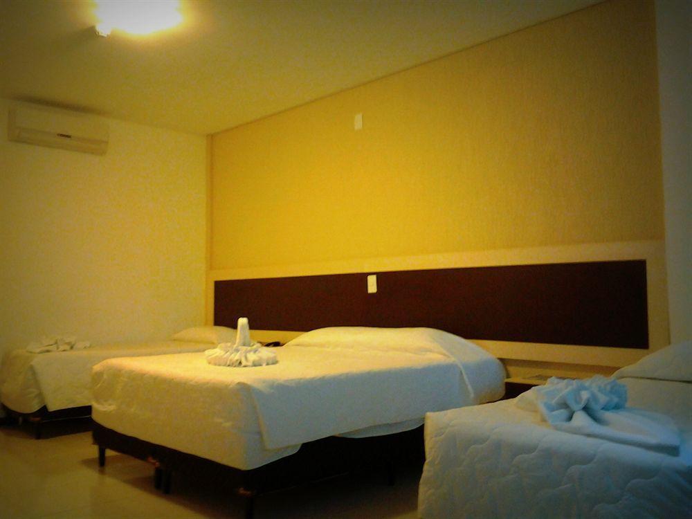 Hotel Cascata Das Pedras フォス・ド・イグアス エクステリア 写真